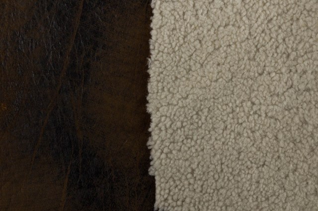 Montone merino double face shearling scamosciato invecchiato pelo corto ricciolino ruggine corda